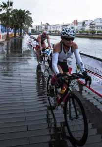 El viento y la lluvia fueron invitados nada agradables en la prueba. / Foto: J.Losa.