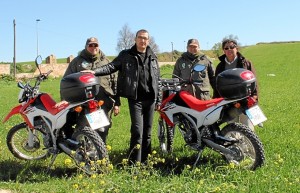 Dos de las motos para el servicio.