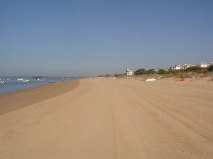 Playa de Ciparsa y El Vigía, en Mazagón. /Foto: mazagonbeach