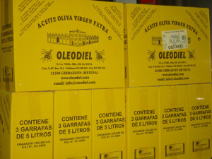 Además del consumo local, el aceite se vende en otros lugares de España y los productos de exportación.