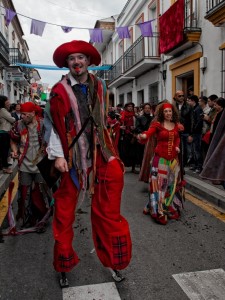 Tres de las fotos deberán versar sobre el desfile inaugural, la noche medieval y los puestos y mercado medieval. 