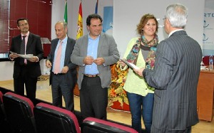 Tras la clausura se llevó a cabo la entrega de diplomas. 