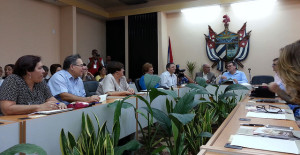 Un momento de la reunión en la universidad de La Habana.