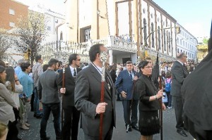 Una representación de la Universidad de Huelva formaba parte del cortejo.