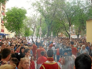 Imagen de la Plaza del Perdón ante la salida de esta hermandad del Lunes Santo de Huelva. 