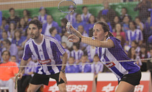 Un momento del dobles mixto. Noelia Jiménez y Pablo Abián en acción. / Foto: Juanmi Canterla.