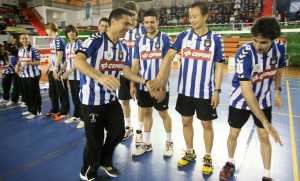 Paco Ojeda, en los prolegómenos de un partido de la temporada pasada.