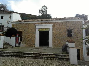 Entrada a la Gruta.