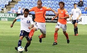 A pesar de perder en casa con el Alavés, el Recre sigue en zona de promoción. / Foto: Josele Ruiz.