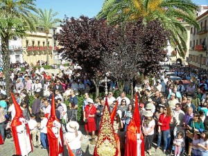 Gran ambiente en la plaza de San Pedro.