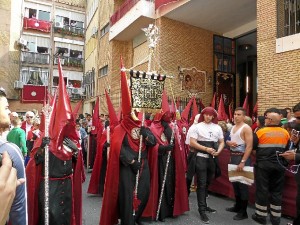 Inicio de la estación de penitencia de la Hermandad de la Fe.