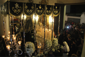 Un momento de la procesión del Viernes Santo. 