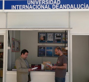 Stand de la UNIA en la Feria del Libro. 