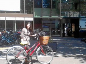 La vida en Cambridge es diferente, pero asegura que el ambiente es agradable. 