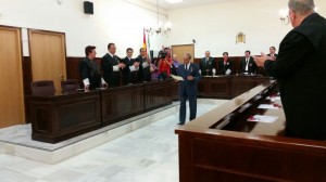 Antonio Ponce durante la imposición de la Medalla de Oro. 