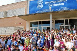 Los onubenses más menudos han celebrado el día del reciclaje. 