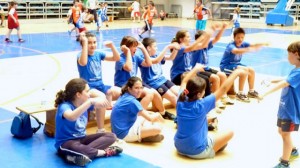 Los niños se lo pasaron en grande en la clausura de las Escuelas.