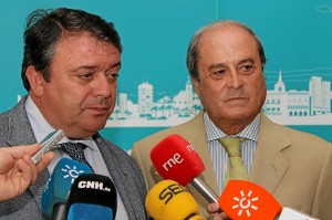 Eduardo Muñoz y Antonio Ponce han atendido a los medios. 