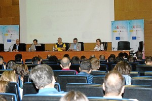 Huelva Buenas Noticias ha estado presente en la mesa redonda. 