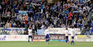 El Recre quiere dar una alegría a su afición, a la que pide de nuevo apoyo. / Foto; Josele Ruiz.