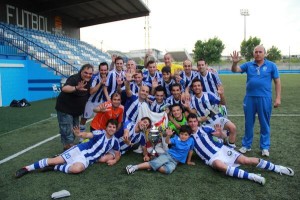 consecutiva el cuadro onubense se llevó el entorchado nacional. / Foto: @cdshuelva.