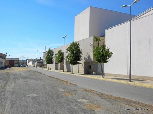 El Teatro de Valverde del Camino ha acogido el acto que ha estado presidido por el director general de Participación y Equidad de la Junta de Andalucía, Diego Ramos, y el delegado territorial de Educación, Cultura y Deporte, Vicente Zarza.