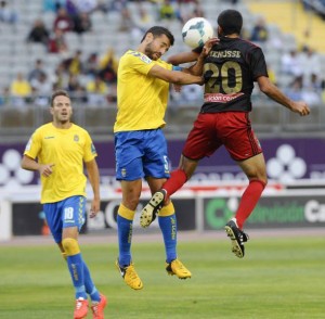 Menosse fue el autor del segundo gol del Recre. / Foto: www.lfp.es.