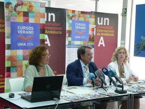 Los cursos contarán con la participación de 500 profesores. 