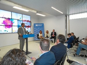 El presidente de la Diputación de HUelva, Ignacio Caraballo, en la inauguración de la Jornada Técnica de Comercialización y Promoción Internacional.