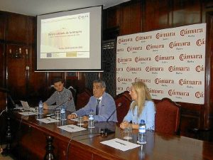 El acto inaugural contó con la presencia del director general de la Cámara de Comercio de Huelva, Arsenio Martínez.