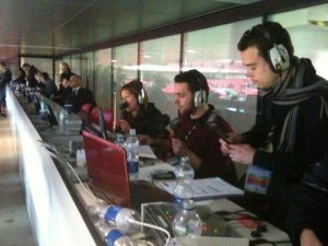 En el estadio de Wembley comentando Copa Inglesa.