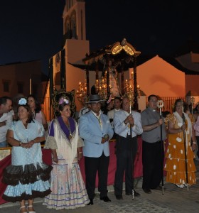 Un momento de la ofrenda floral. 