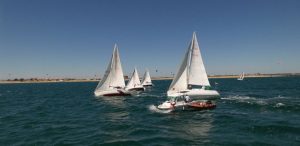 Fueron 20 los barcos que participaron en la Regata del XX Aniversario del Muelle de las Carabelas.