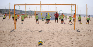 Punta Umbría y Mazagón albergarán el Campus de Fútbol-Playa Ramiro Amarelle.