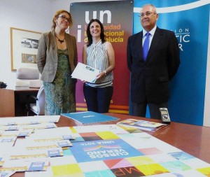 En el Campus de La Rábida se hizo entrega a María Luisa Calero Delgado del II Premio de Estudios Onubenses, dotado con 1.000 euros por su trabajo sobre “Higiene y Alimentación: El abasto de carne en la Villa de Huelva (1855-1870)”. En el acto estuvieron presentes la vicerrectora del Campus de La Rábida, Yolanda Pelayo y el gerente de la Fundación Atlantic Copper, Antonio de la Vega.