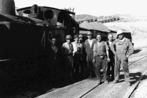 Trabajadores que utilizaban el ferrocarril./Foto: www.culturadeandalucia.com