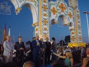 El acto de inauguración de Colombinas se inició a las 22.00 horas.