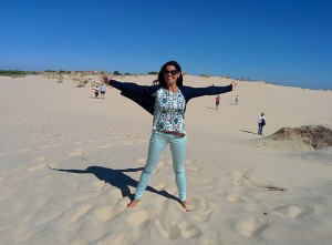 Laura, en las dunas de Doñana, un verdadero paraíso de la provincia. 