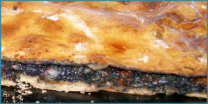 Empanada de choco en su tinta. / Foto: cocinagallega.es.