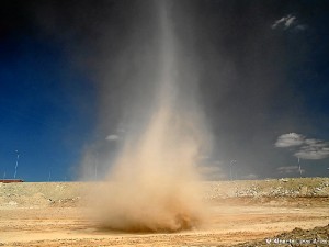 Imagen de una tolvanera. / Foto: forotiempo.com.