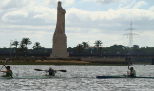 Gran nivel en la prueba con dominio final de los palistas de Punta Umbría.