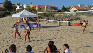 Atractivo torneo de Voley Playa celebrado en El Portil.