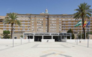 El trabajador se encuentra estable en el Hospital Virgen del Rocío de Sevilla.  