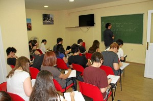 Curso de japonés en el Centro Hipano Asiático.