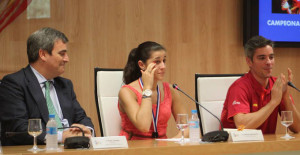 Carolina, emocionada durante la rueda de prensa en el CSD. / Foto: @deportegob.