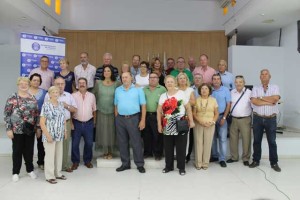 Foto de familia de la presentación.