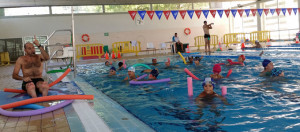 Los niños disfrutaron con las actividades acuáticas.