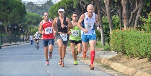 La Media Maratón Cepsa-Palos de la Frontera congregó a 500 atletas.