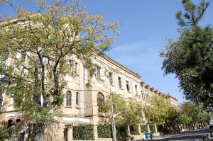 La mujer hizo el examen de ingreso en el instituto La Rábida en 1971.