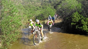 Los ciclistas tuvieron que superar un circuito de 43 kilómetros.